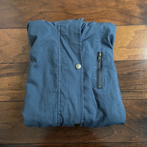 Gray Jacket - Picture 5 of 5